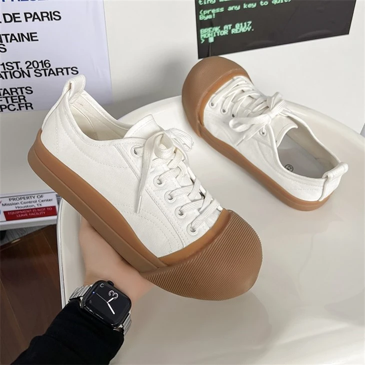 Thick Sole Black Canvas Shoes